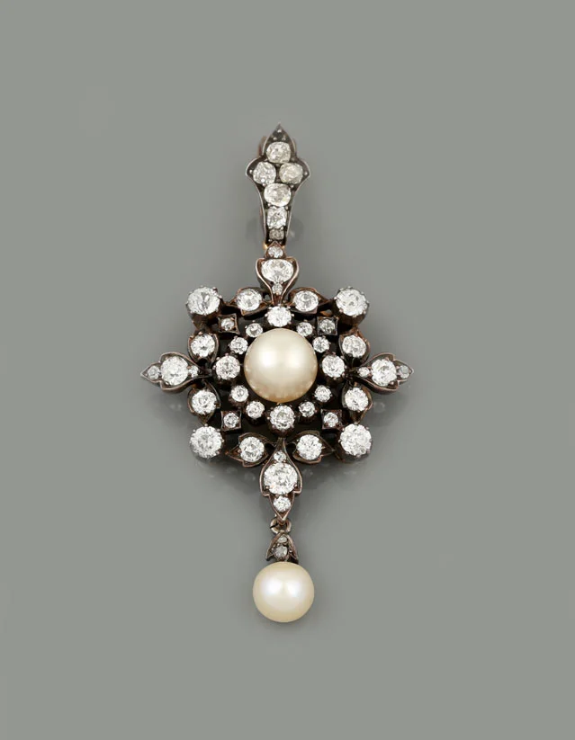 Pendente em Ouro Prata Diamantes e Pérolas