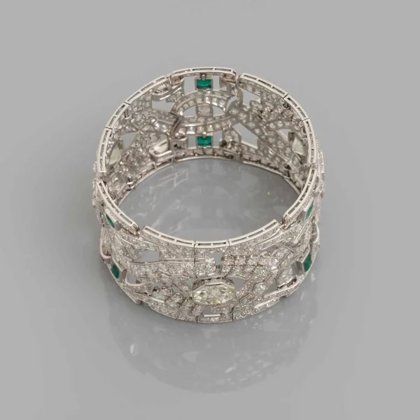 Bracelete Retangular e Articulado
